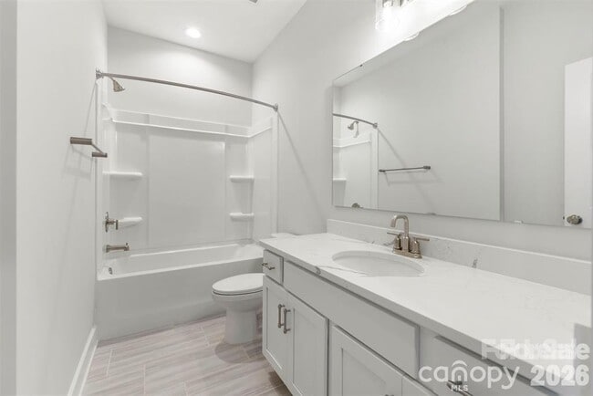 Building Photo - 417 Prine Pl