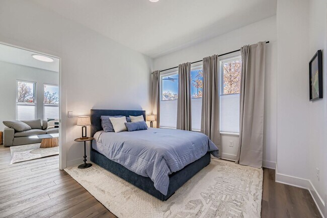 Building Photo - Turnkey 2 BDR Condo in the Heart of Boulder