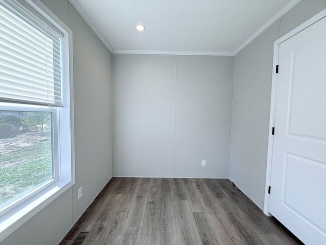 Building Photo - 52871 N Zacharias Ct