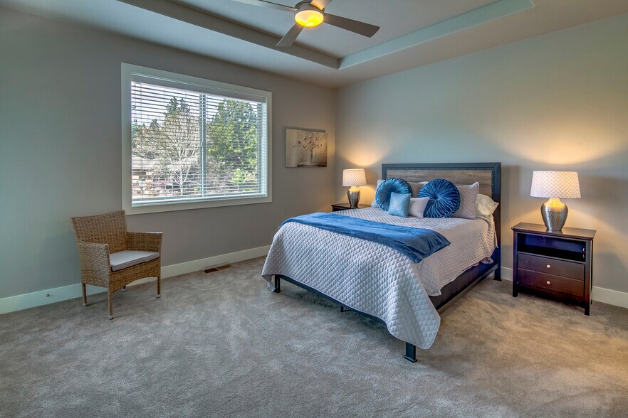 Building Photo - 2603 NW Rippling River Ct
