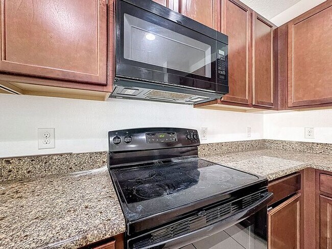 Building Photo - Aldea Reserve-662 Vitoria Rd Davenport FL 33837
