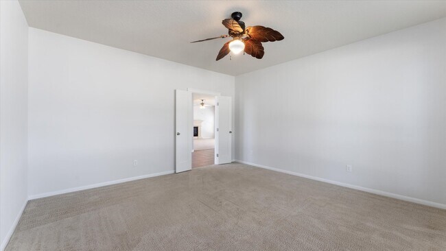 Building Photo - 9954 Knob Hollow Way