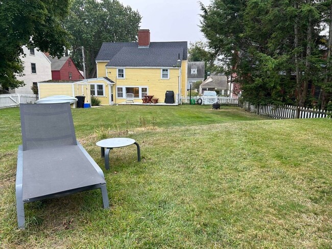 Building Photo - 42 Piscataqua St