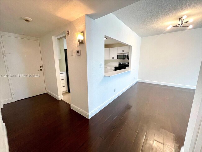 Building Photo - 19390 Collins Ave