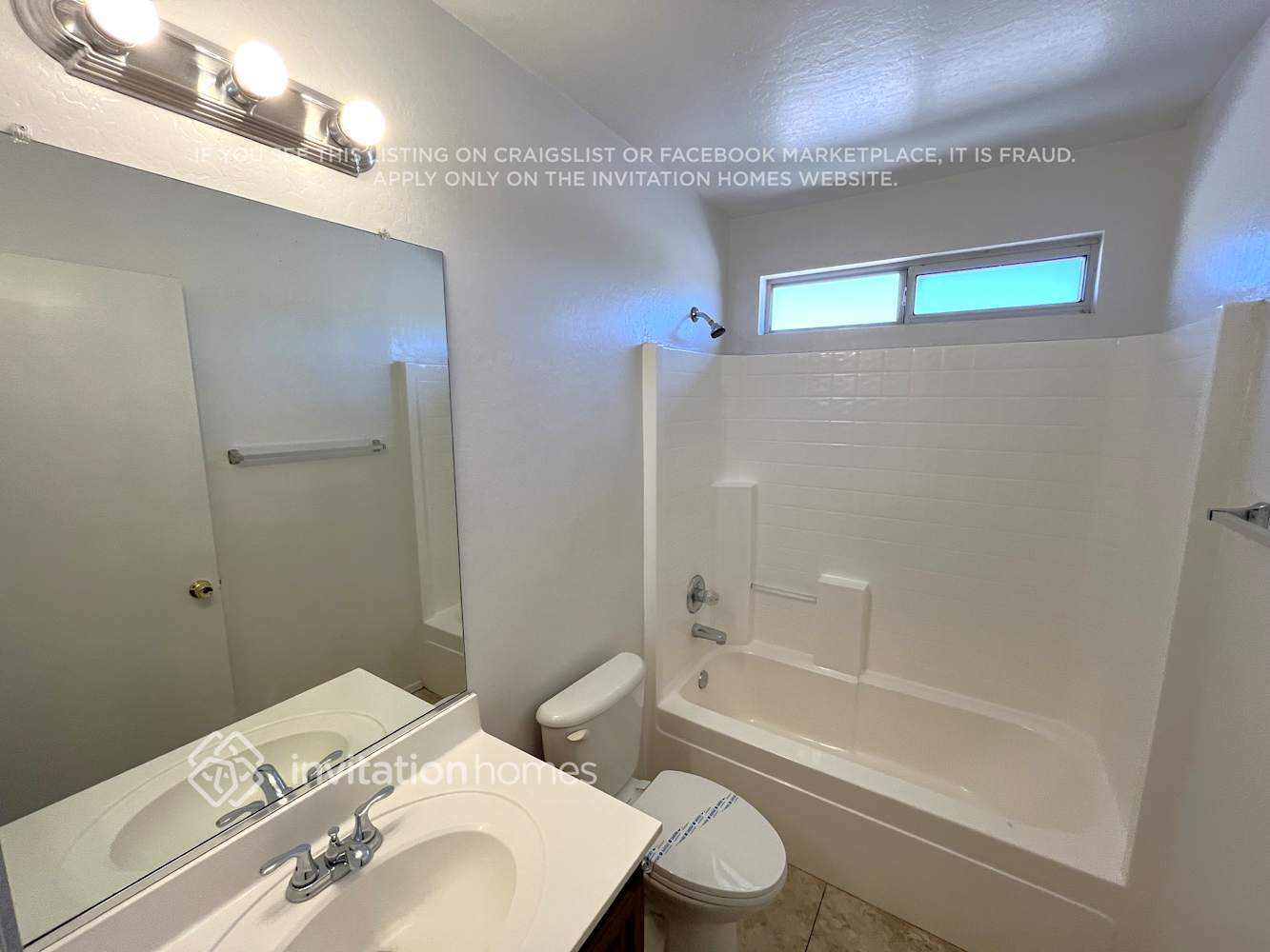 Building Photo - 12112 W Dahlia Dr