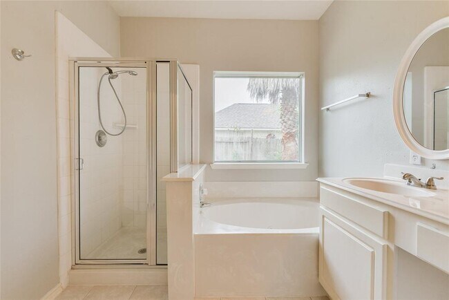 Building Photo - 3402 Pebble Beach Ln