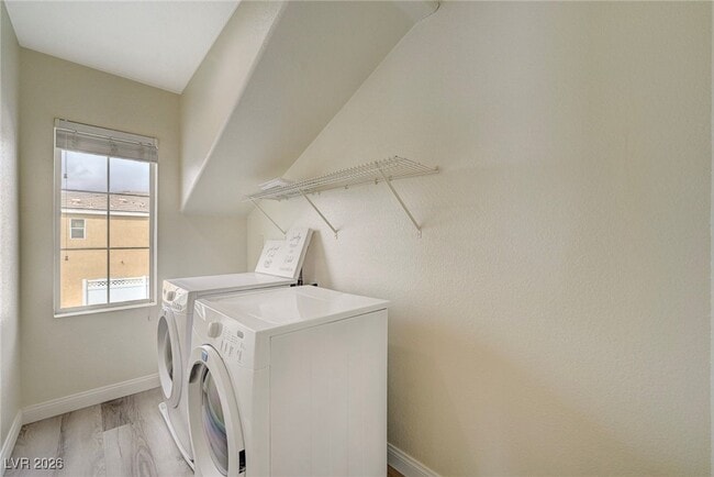 Building Photo - 10408 September Flower St