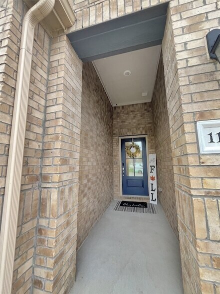 Building Photo - 11229 Yellow Rose Wy