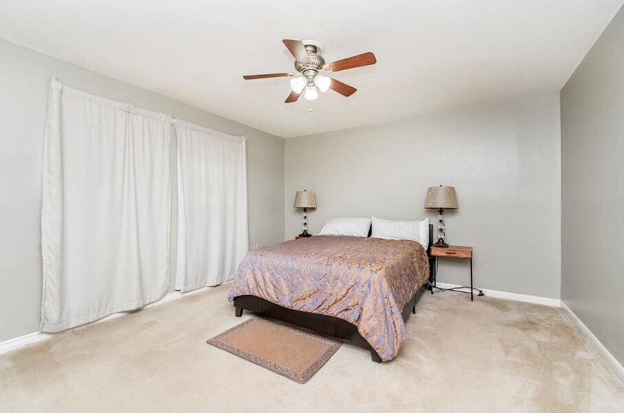 Building Photo - 5900 Durbridge Dr