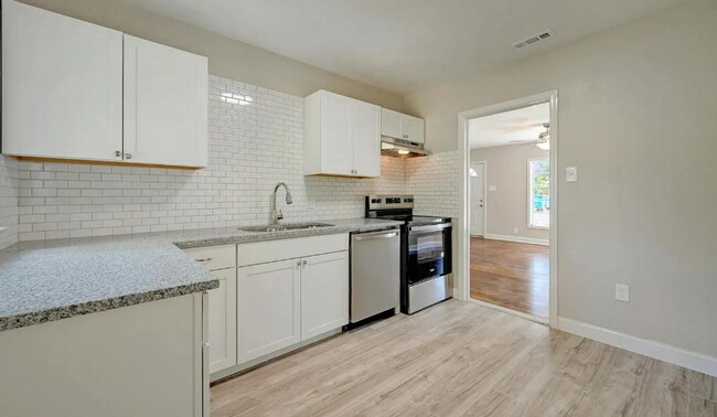 Building Photo - 505 Wright Ave