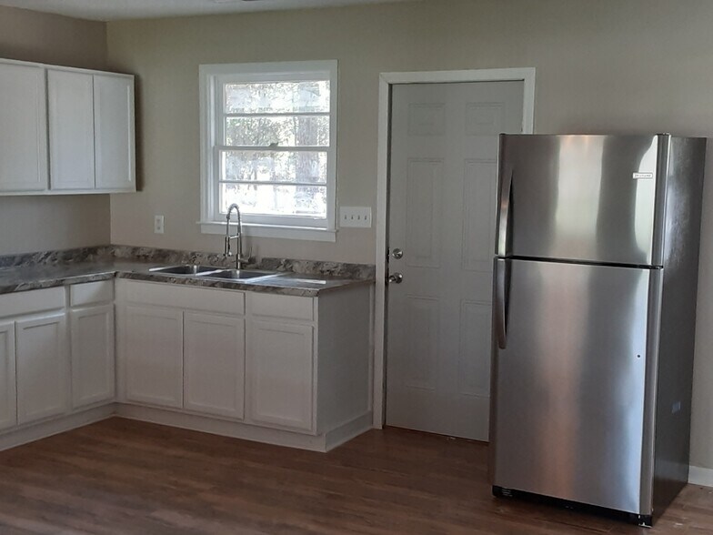 New fridge - 820 State Rd S-38-225