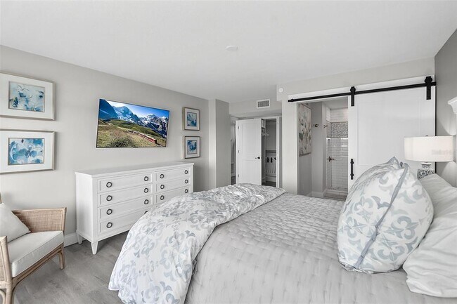 Building Photo - 1601 N Central Ave