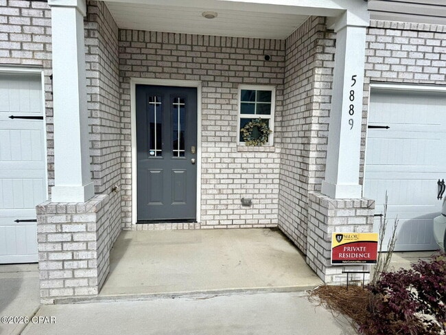 Building Photo - 5889 Tyndall Pl