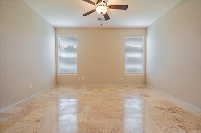 Building Photo - 28514 Lockeridge Springs Dr