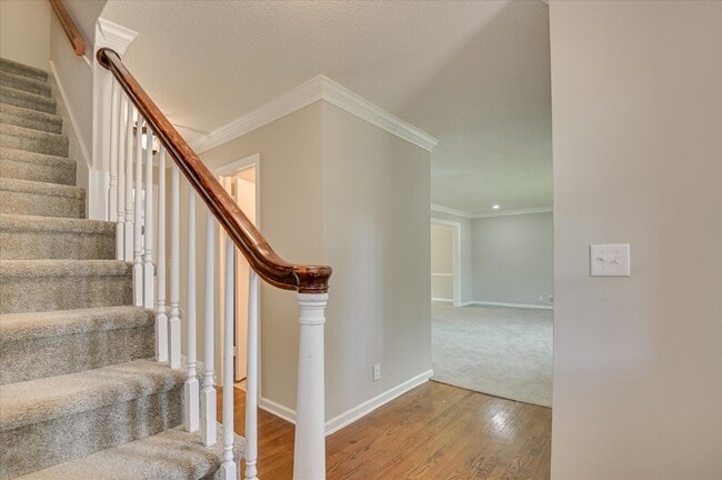 Building Photo - 986 Campbellton Dr