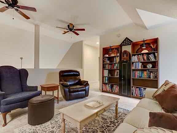 Building Photo - 804 Commonwealth Avenue