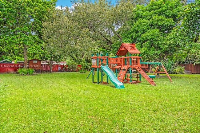 Building Photo - 8465 SW 96th St