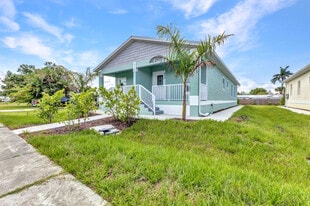 Building Photo - 419 Carmalita St