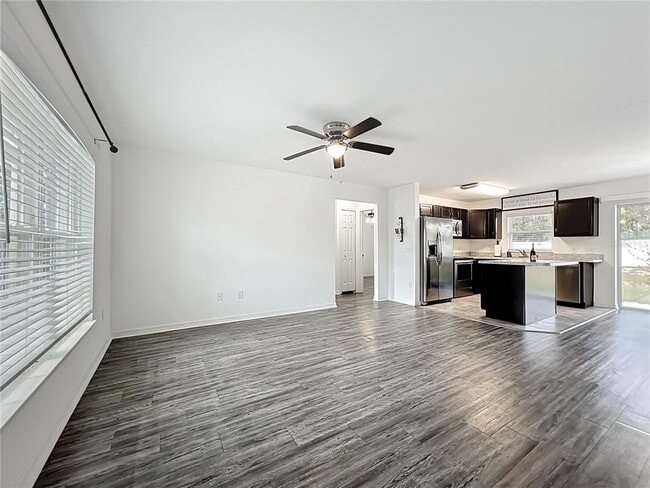 Building Photo - 3897 SW 169th Ln Rd