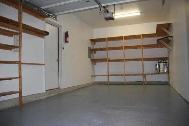 Building Photo - 4041 Cornerstone Dr