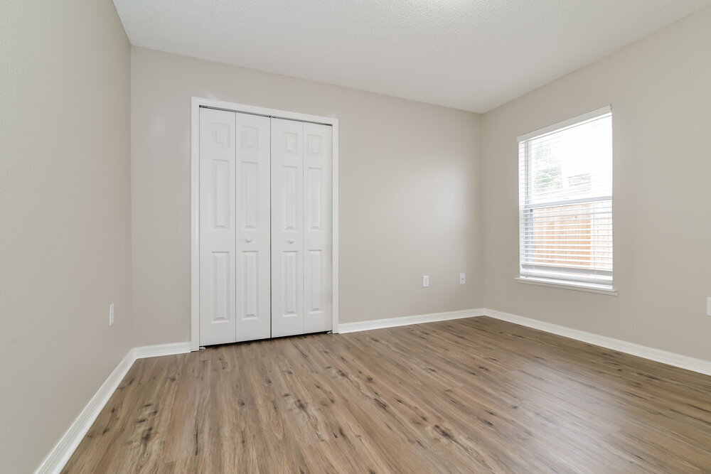 Building Photo - 1608 Sterns Dr