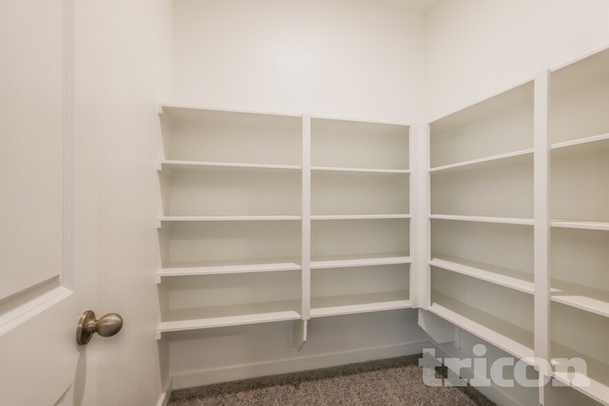 Building Photo - 2414 Foster Hl Rd