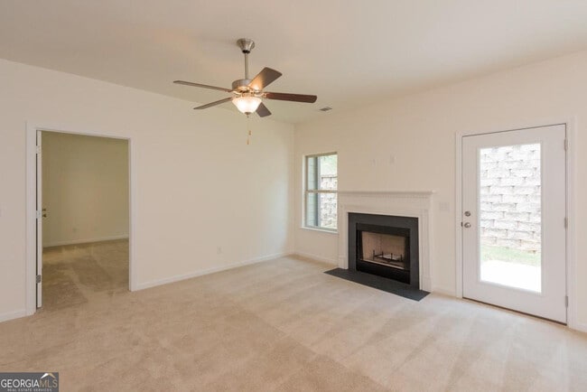 Building Photo - 10 Bayberry Cir