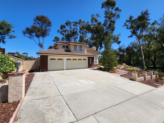 Building Photo - 10523 Sunset Ridge Dr