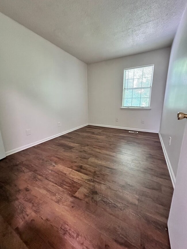 Building Photo - Summerwind-Virginia Beach Townhouse