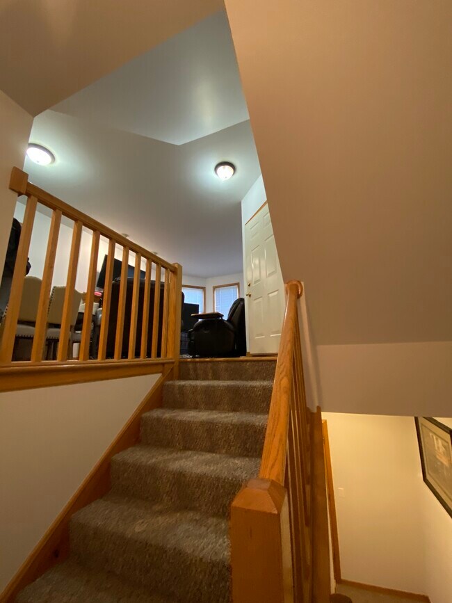 Building Photo - 3316 N Damen Ave