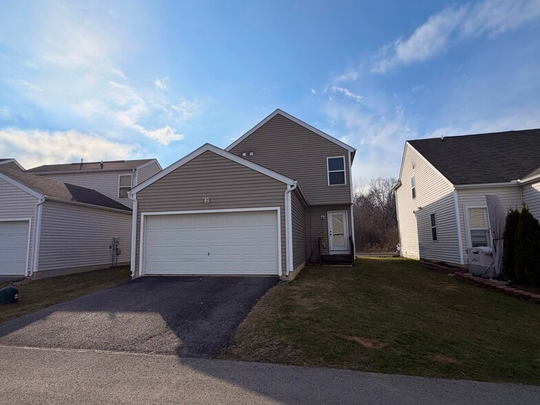 Building Photo - 1404 Bellow Falls Pl