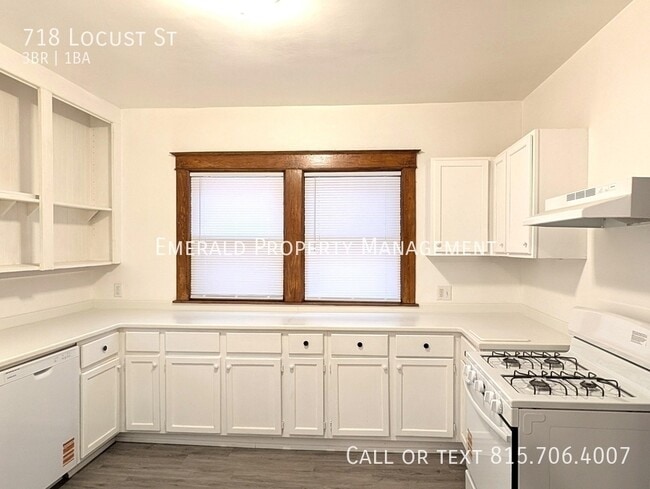 Building Photo - 718 Locust St