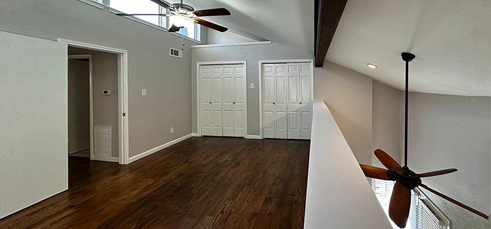 This space has clerestory windows and a wall of closets - 8710 Park Ln
