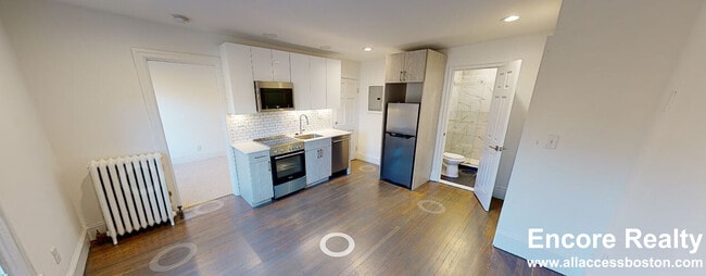 Building Photo - 225 Newbury St