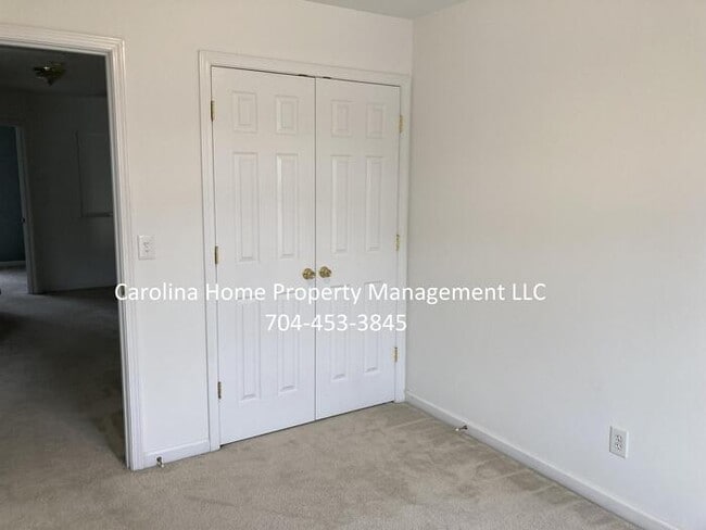 Building Photo - 7487 Pilot Cove Ct