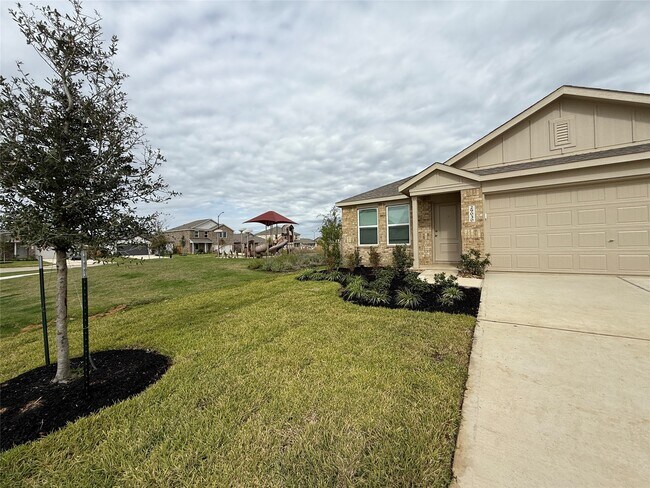 Building Photo - 29030 Grazing Plns Ln