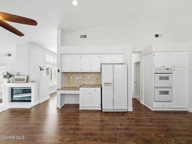 Building Photo - 1698 Ramona Dr