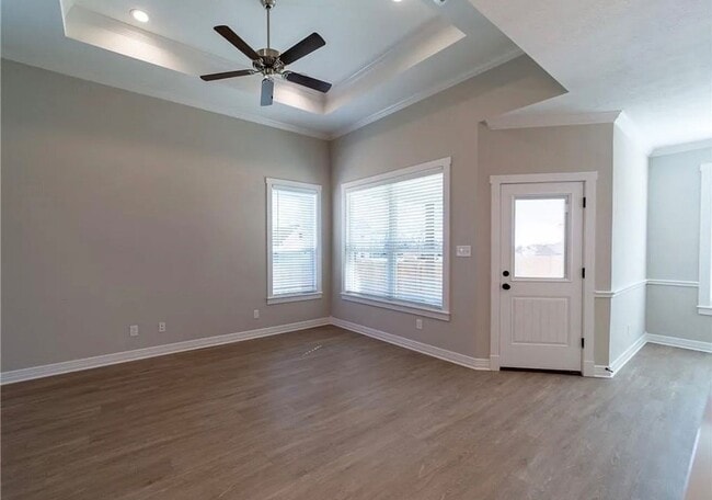 Building Photo - 2 story custom home  Available 9/24/25