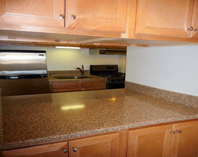 prep space - 5200 Carriageway Dr