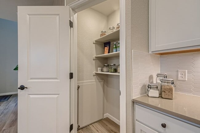 Building Photo - Embrace urban living in Highlands Ranch, CO with a new home at Verona.