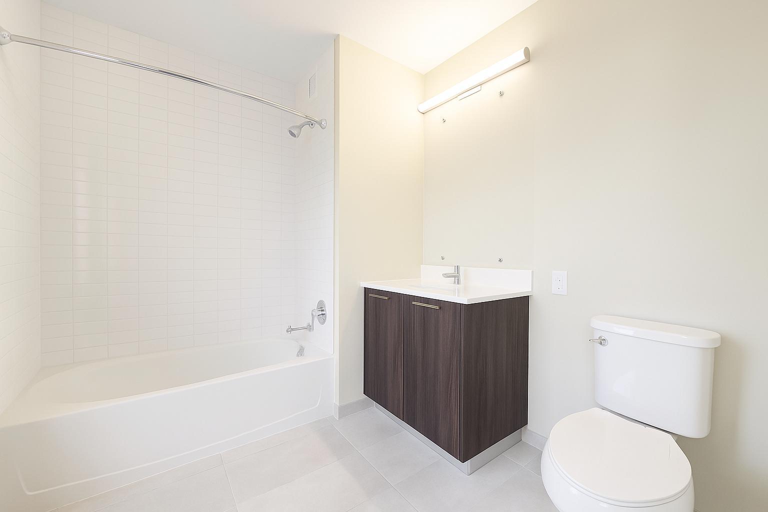 Building Photo - 1524 Sheepshead Bay Rd