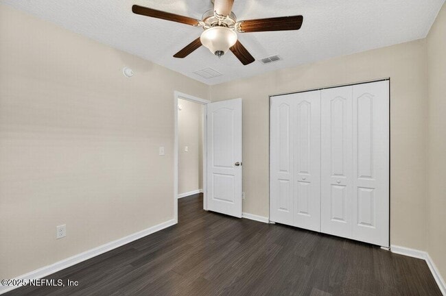 Building Photo - 8387 Cape Fox Dr