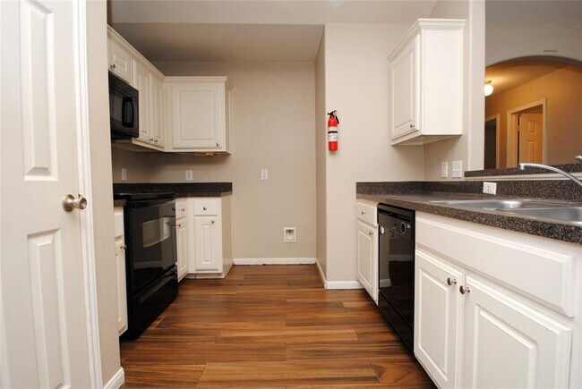 Building Photo - 29007 E Pecos River Ct