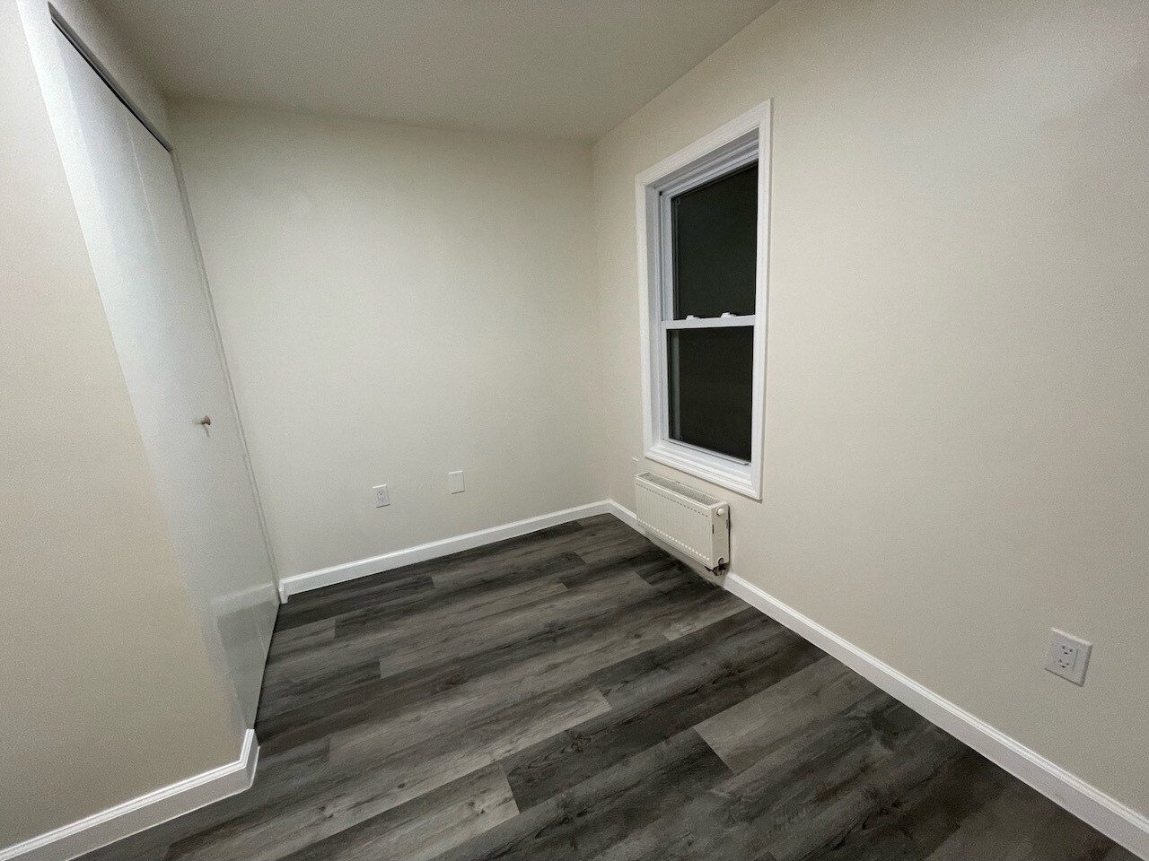 Building Photo - 84 Mearns Ave