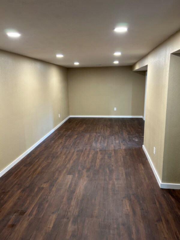 Building Photo - 1304 N Kiwanis Ave