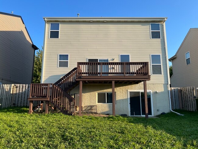 Building Photo - 19618 T St