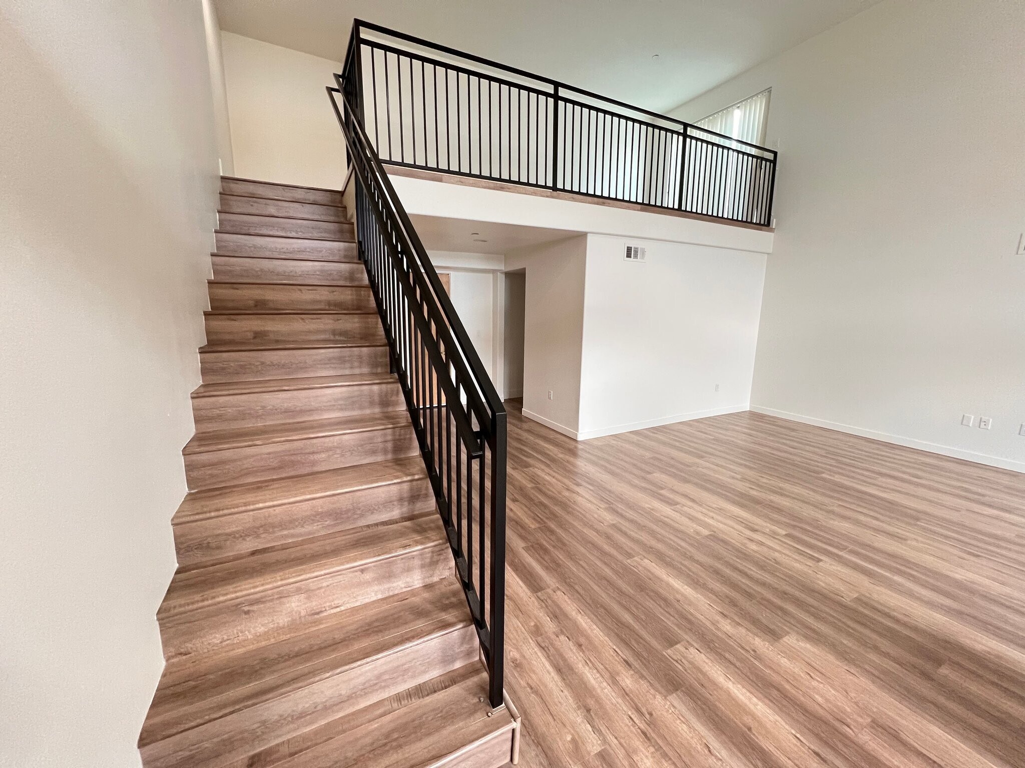 Building Photo - 11312 Huston St