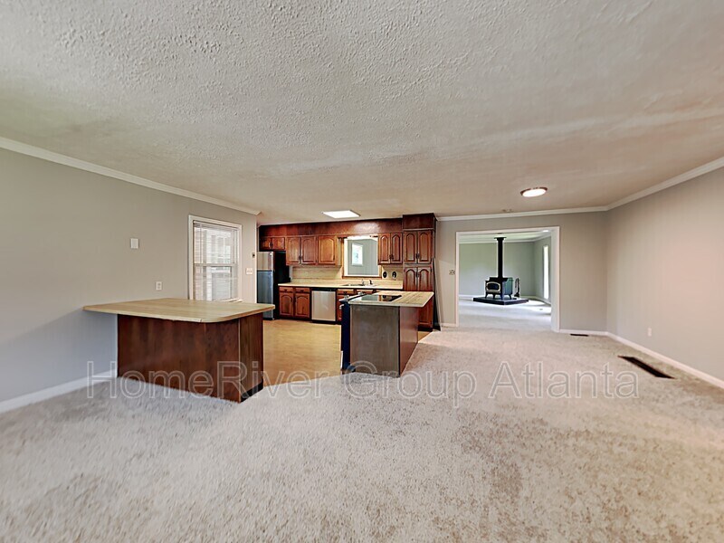 Building Photo - 3820 Tommy Dr