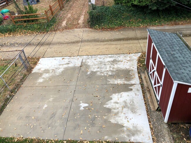 Building Photo - For Rent: Charming Residence on Ridge Ave