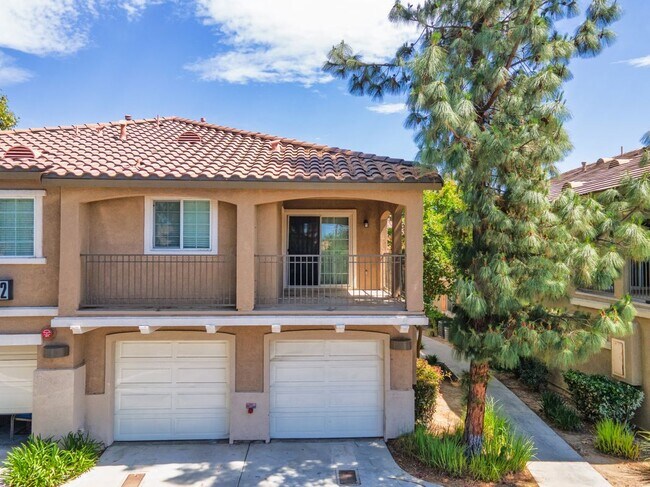 Building Photo - 25892 Iris Ave